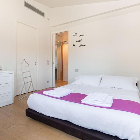 Stunning Top Floor Flat In The Heart Of เวโรนา ภายนอก รูปภาพ